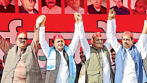 उत्तर प्रदेशात आज तिसर्‍या टप्प्यासाठी, तर पंजाबमध्ये ११७ जागांसाठी मतदान