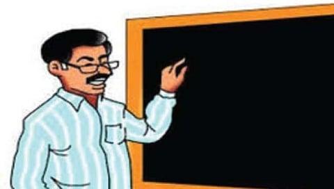 सातारा : साहेब, शाळेत रेंज नाय दाखला द्या की; बदलीसाठी गुरुजींची धावाधाव