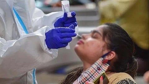 मोठा दिलासा : कोरोनाची चौथी लाट येण्‍याची शक्‍यता नाही : वरिष्‍ठ शास्‍त्रज्ञ प्रो. मनींद्र अग्रवाल यांचा दावा