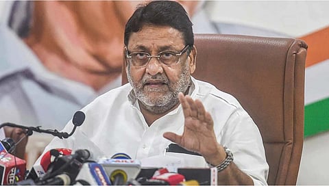 Nawab malik : महाराष्ट्रातील ‘ईडी’च्‍या कारवाया फडणवीसांच्या सांगण्यावरूनच : नवाब मलिक
