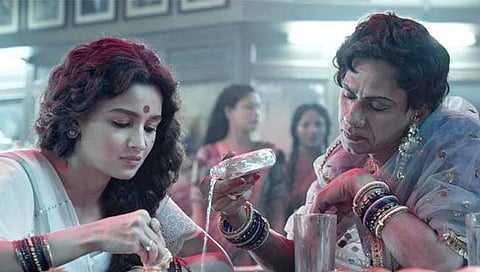 vijay raj :  ट्रान्सजेंडरची भूमिका साकारणारी रझियाबाई कोण आहे?
