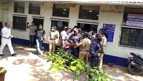 दिशा सालियान प्रकरणी राणे पिता- पुत्र मालवाणी पोलिस ठाण्यात हजर