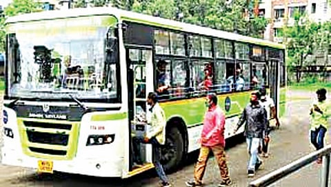 नाशिक : दर सोमवारी 15 सीएनजी बसेस धावणार ; पाथर्डी येथील प्रकल्प सुरु