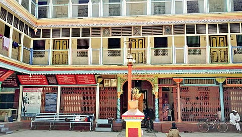 पंढरपूर : संत गाडगेबाबांच्या धर्मशाळेचे सेवाकार्य अविरत सुरू