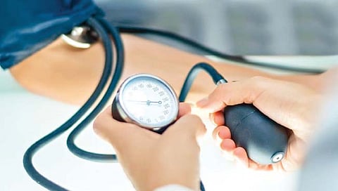 blood pressure : रक्तदाब कमी का होतो?