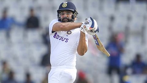 IND vs SL 2nd Test : रोहित शर्माच्‍या सिक्‍सने तोडले चाहत्‍याचे नाक!