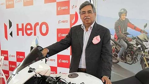 ‘हिरो मोटोकॉर्प’चे चेअरमन पवन मुंजाल यांच्‍या निवासस्‍थानासह ऑफीसवर आयकर विभागाचे छापे