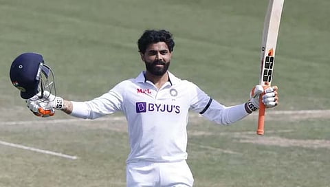 Ravindra Jadeja : धोनीला मागे टाकून रवींद्र जडेजाची मोठी झेप!