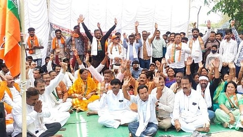 भाजपचे कार्यकर्ते 