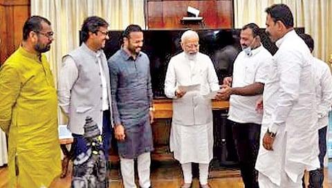 खा. रणजितसिंह निंबाळकर, आ. जयकुमार गोरे मोदींना भेटले : पालखी मार्गासाठीही आभार
