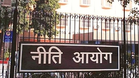 २०२० मध्‍ये झालेल्‍या मृत्यू प्रमाणातील वाढीमागे केवळ कोरोना कारणीभूत नव्हता : नीती आयोग