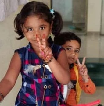 सायकल कालव्यात पडून  सोमवारी जागृती ढवळे आणि शिवराज ढवळे यांचा पाण्‍यात बुडून मृत्‍यू झाला. 
