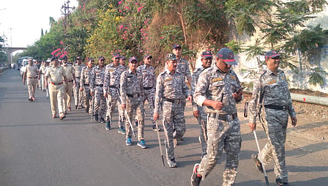 नाशिक : सातपूर पोलिस दलातर्फे सशस्त्र संचलन