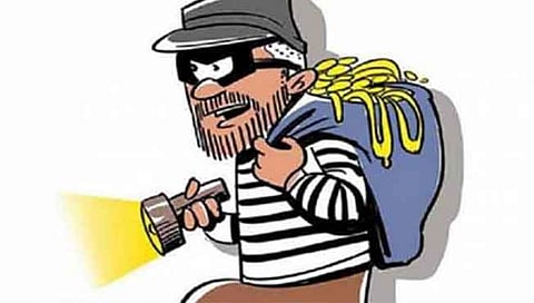 चाकण : कंपनीतून 32 लाखांच्या मालाची चोरी; तिघांना अटक