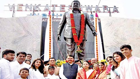 नानासाहेबांमधील सृजनशीलता दिशादायक : देवेंद्र फडणवीस