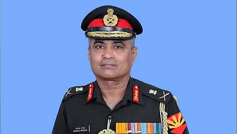 अत्याधुनिक तंत्रज्ञानयुक्त शस्त्रांच्या बाबतीत भारताने आत्मनिर्भर होणे गरजेचे : लष्करप्रमुख मनोज पांडे