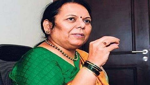 Neelam Gorhe | गुडघ्यावर टेकविण्याची भाषा योग्य नव्हे, डॉ. निलम गोऱ्हे यांच्याकडून उद्धव ठाकरेंचा समाचार