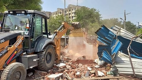 पुणे : अनधिकृत बांधकामावर महापालिकेची कारवाई