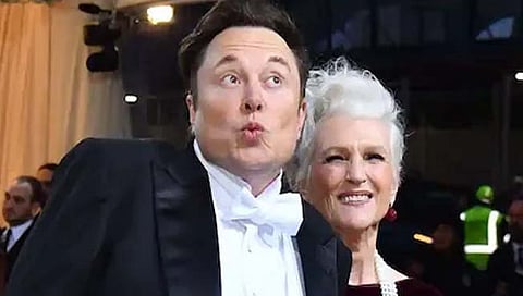 Maye Musk : एलॉन मस्‍कच्‍या आईने केली ट्विटरमध्‍ये ‘या’ बदलाची मागणी