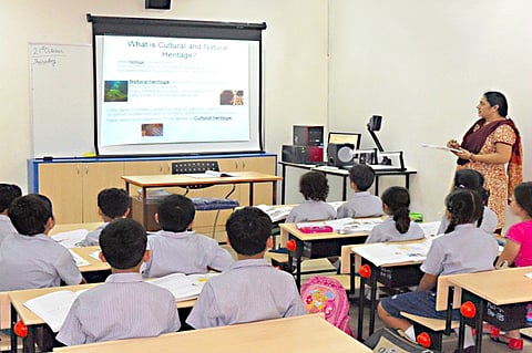 डिजिटल इंडियात ‘शिक्षण व्यवस्था’ असाक्षर : साडेतीन हजार शाळांचा जमाखर्च ‘कागदावरच’