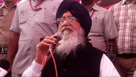 पंजाबचे माजी मुख्यमंत्री प्रकाश सिंग बादल रूग्णालयात दाखल