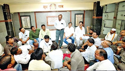ऐन आषाढी यात्रेत मंदिर कर्मचार्‍यांचे आंदोलन?