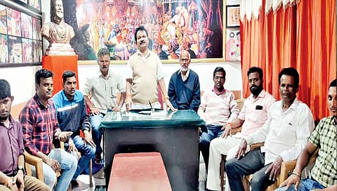 बेळगाव : सीमाभागातील शिवसैनिक ठाकरेंच्या पाठीशी