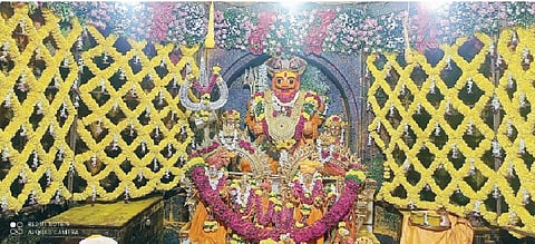 जेजुरीत वैष्णव शिवभक्तांचा मिलाफ; खंडोबाच्या दर्शनासाठी वारकर्‍यांची गर्दी
