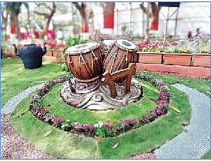 उद्यानांची नावे बदलणार विधी विभागाच्या अभिप्रायाने अधिकार्‍यांसमोर पेच