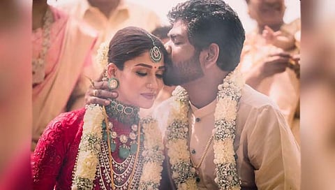 Nayanthara Wedding : नयनतारा बॉयफ्रेंड विग्नेश शिवनसोबत अडकली लग्न बंधनात
