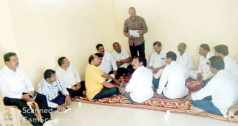 सणसर येथे भारतीय जनता पार्टीच्या पदाधिकार्‍यांची बैठक पार पडली.