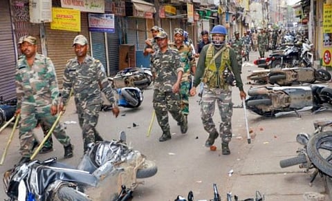 Violence rocks Ranchi : रांचीमध्‍ये हिंसाचाराचा आगडोंब, दोन ठार; पोलिस अधीक्षकांसह १३ गंभीर जखमी