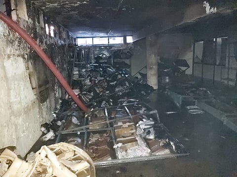 शिवाजीनगर येथे रेकॉर्डरूमला लागलेल्या आगीत कागदपत्रे खाक