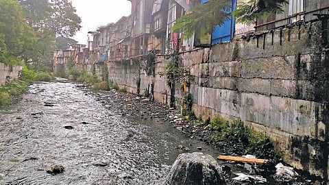 आंबिल ओढ्यावरील पाचच कल्व्हर्ट पूर्ण