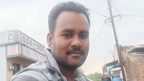 चंद्रपूर : हात उसणे घेतलेल्या पैशाच्या कारणावरून तरुणाला दगड बांधून विहिरीत ढकलले
