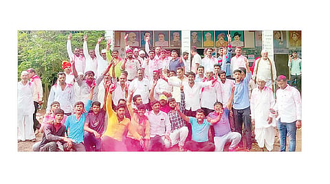 पाडळी रांजणगाव सोसायटीत पुन्हा सत्ताधाऱ्याचांच गुलाल