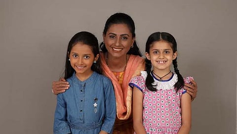 rang majha vegala