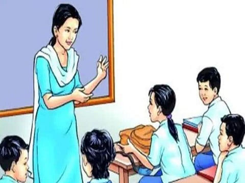 पुणे : अनुदानित शाळांमध्ये शिक्षकांची बदली करण्यास स्थगिती