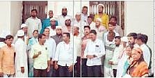 ‘फळ विक्रेत्यांना पर्यायी जागा द्या’