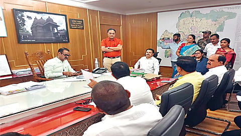 नाशिकमध्ये सत्तांतरानंतर भाजप आक्रमक, मतदारयाद्यांत फेरफार केल्याचा आरोप