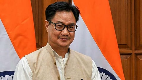 सुप्रीम कोर्टाकडून संविधान हायजॅक : किरेन रिजिजू यांनी केली क्लीप शेअर
