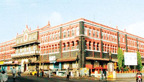 कोल्हापूर महानगरपालिका : मर्जीतील कर्मचार्‍यांसाठी अधिकार्‍यांची धडपड!