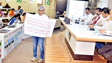 ‘सांगली’वर कृपादृष्टी, रस्ते, निधीवरून खडाजंगी