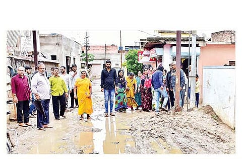 नगर : गोविंदपुर्‍यात रस्त्यावर तळे; नागरिकांकडून मनपाचा निषेध
