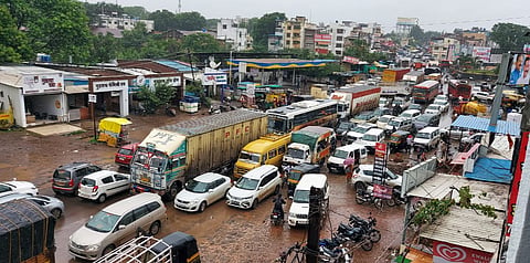 कसबा पेठ : मध्यवर्ती भागात का होतेय कोंडी? वाहतूक पोलिसांकडून नियोजनाची गरज