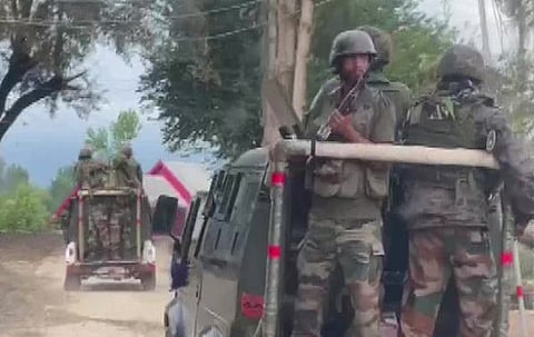 jammu and kashmir one terrorist killed 