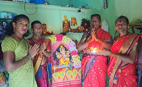 बदलापुरात तृतीयपंथीची २५ वर्षाची गणेशोत्सवाची परंपरा 