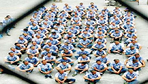 विरोधात बोलणार्‍यांचा चीनमध्ये मानसिक छळ