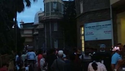 वाडिया रूग्णालय 