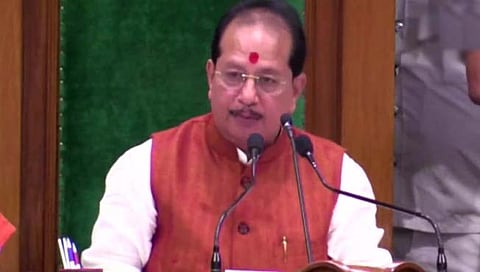 बिहार विधानसभेत हंगामा, नितीश कुमार सरकारच्या बहुमत चाचणीपूर्वीच विधानसभा अध्यक्षांचा राजीनामा
